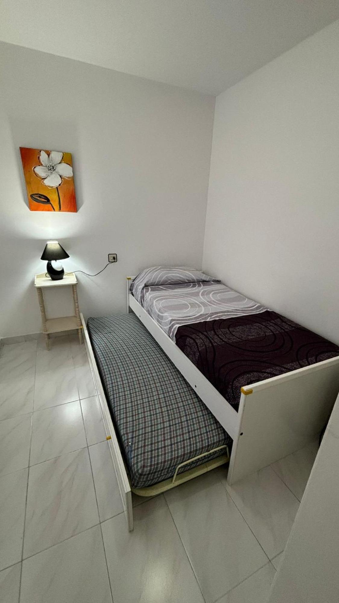 Garbinell 1 2 Apartment Roses Luaran gambar